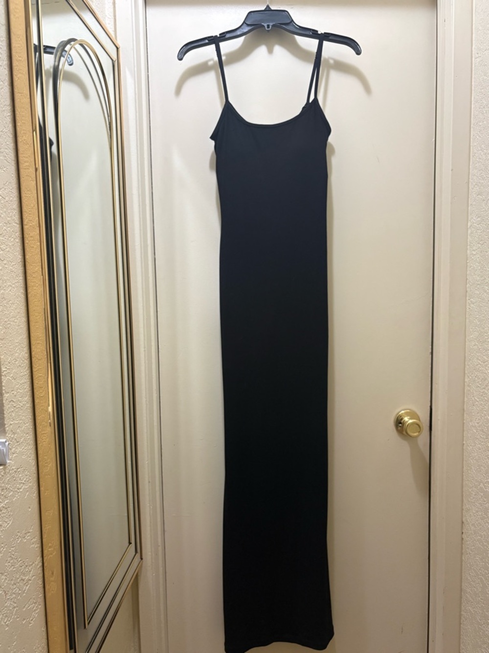 NWT Women's Black Spaghetti-Strap Maxi Dress